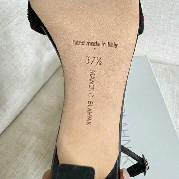 Manolo Blahnik Black Leather Beaded Sandals W Buttons |Size 37‎ 1/2 - Picture 6 of 12